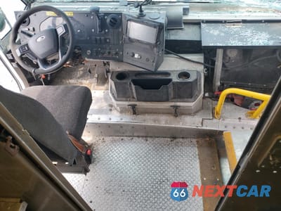Zdjęcie 8 z 13 samochodu: 2020 FORD F59 VIN:1F65F5KN0L0A01957 - miniatura