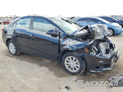 Czwarte zdjęcie samochodu z boku: 2018 CHEVROLET SONIC LT VIN:1G1JD5SB1J4120381 - miniatura