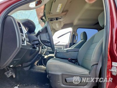 Zdjęcie 7 z 14 samochodu: 2019 RAM 1500 CLASSIC SLT VIN:1C6RR6TT5KS612781 - miniatura