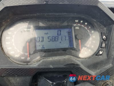 Zdjęcie 8 z 12 samochodu: 2021 POLARIS RZR XP 4 TURBO S VELOCITY VIN:3NSP4E924MG609421 - miniatura