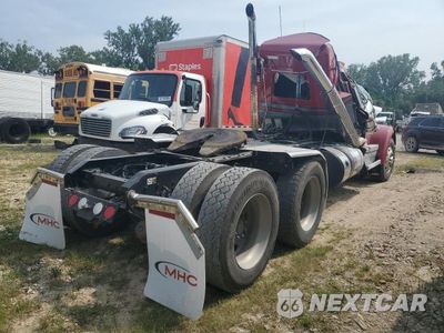 Czwarte zdjęcie samochodu z boku: 2019 KENWORTH W900 SEMI TRUCK VIN:1XKWD49X1KR238660 - miniatura