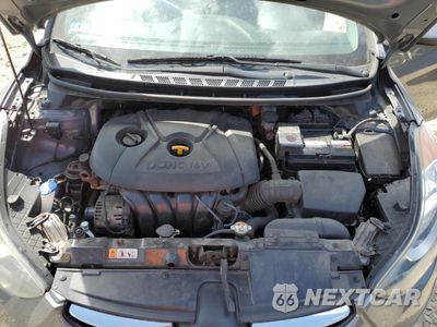 Zdjęcie 11 z 12 samochodu: 2013 HYUNDAI ELANTRA GLS VIN:5NPDH4AE6DH318273 - miniatura