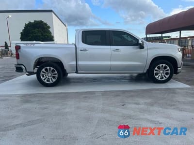 Zdjęcie 11 z 13 samochodu: 2021 CHEVROLET SILVERADO K1500 LT VIN:3GCUYDET2MG212792 - miniatura