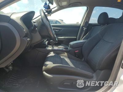Zdjęcie 7 z 12 samochodu: 2017 NISSAN ALTIMA VIN:1N4AL3AP2HC287737 - miniatura