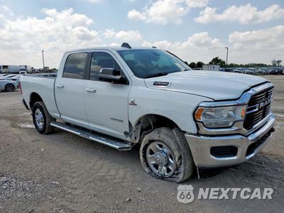 Czwarte zdjęcie samochodu z boku: 2019 RAM 2500 BIG HORN VIN:3C6UR5DL1KG694051 - miniatura