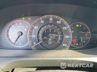 Zdjęcie 9 z 13 samochodu: 2017 HONDA ACCORD SPORT VIN:1HGCR2F59HA124406 - miniatura