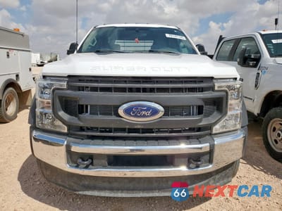 Piąte zdjęcie samochodu w środku: 2022 FORD F550 SUPER DUTY VIN:1FD0W5HT9NED72906 - miniatura