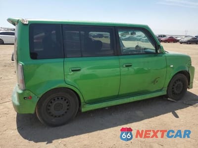 Trzecie zdjęcie samochodu z tyłu: 2006 TOYOTA SCION XB VIN:JTLKT334664070625 - miniatura