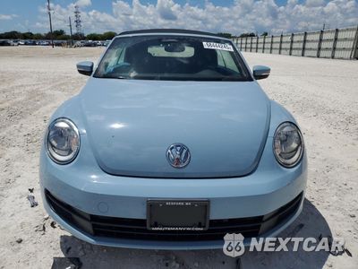 Piąte zdjęcie samochodu w środku: 2014 VOLKSWAGEN BEETLE VIN:3VW5P7AT7EM807765 - miniatura