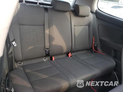 Zdjęcie 10 z 12 samochodu: 2007 VOLKSWAGEN RABBIT VIN:WVWBR71K37W271231 - miniatura