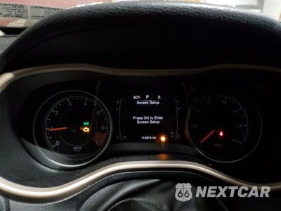 Zdjęcie 9 z 15 samochodu: 2015 JEEP CHEROKEE LATITUDE VIN:1C4PJLCB0FW695192 - miniatura