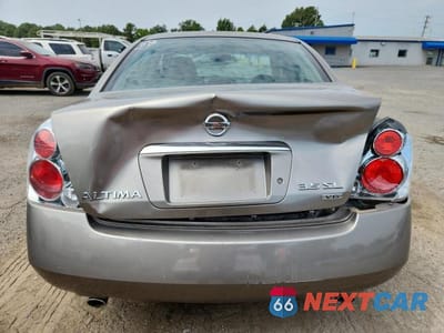 Zdjęcie 6 z 12 samochodu: 2005 NISSAN ALTIMA SE VIN:1N4BL11DX5C363621 - miniatura