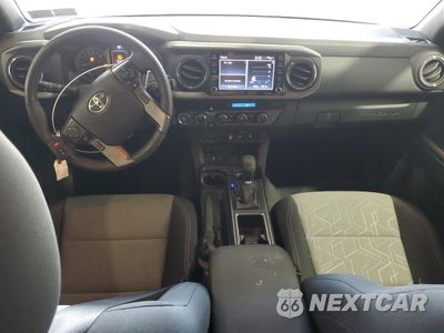 Zdjęcie 8 z 15 samochodu: 2023 TOYOTA TACOMA DOUBLE CAB VIN:3TMCZ5AN3PM583844 - miniatura