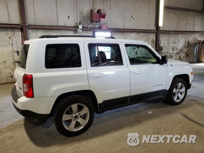 Trzecie zdjęcie samochodu z tyłu: 2014 JEEP PATRIOT LATITUDE VIN:1C4NJPFB0ED715526 - miniatura