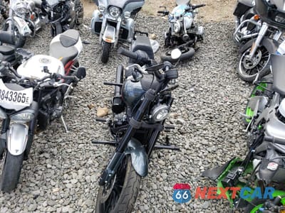 Piąte zdjęcie samochodu w środku: 2025 HARLEY-DAVIDSON FXLRS VIN:1HD1YWA25SB015230 - miniatura