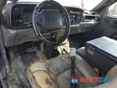 Zdjęcie 8 z 14 samochodu: 1997 DODGE RAM 3500 VIN:3B7MF33D0VM521529 - miniatura