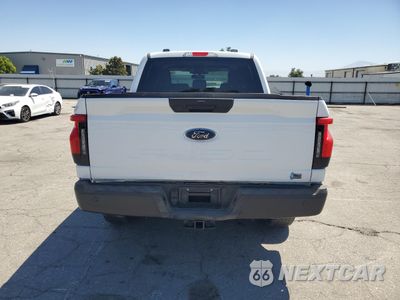 Zdjęcie 6 z 12 samochodu: 2023 FORD F150 LIGHTNING PRO VIN:1FTVW1EL3PWG34939 - miniatura