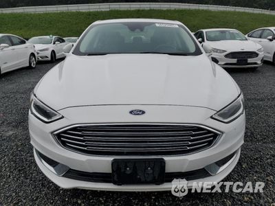 Piąte zdjęcie samochodu w środku: 2018 FORD FUSION SE HYBRID VIN:3FA6P0LU4JR278685 - miniatura