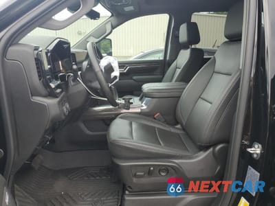Zdjęcie 7 z 12 samochodu: 2024 CHEVROLET SILVERADO K3500 LTZ VIN:2GC4YUEY6R1171580 - miniatura