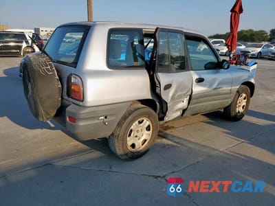 Trzecie zdjęcie samochodu z tyłu: 1998 TOYOTA RAV4 BASE VIN:JT3GP10V7W0031755 - miniatura