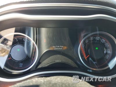 Zdjęcie 9 z 14 samochodu: 2016 DODGE CHALLENGER R/T SCAT PACK VIN:2C3CDZFJ7GH299602 - miniatura