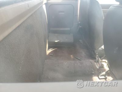 Zdjęcie 10 z 12 samochodu: 1986 NISSAN D21 KING CAB VIN:1N6ND16YXGC427771 - miniatura