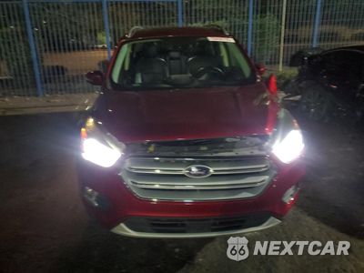 Piąte zdjęcie samochodu w środku: 2018 FORD ESCAPE TITANIUM VIN:1FMCU9J98JUA21719 - miniatura
