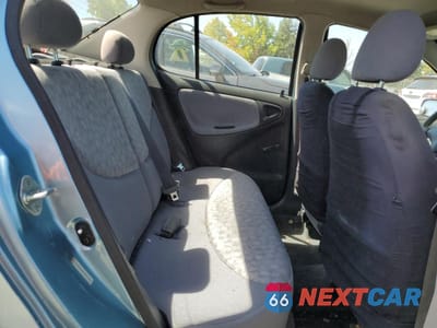 Zdjęcie 10 z 12 samochodu: 2001 TOYOTA ECHO VIN:JTDBT123710113510 - miniatura