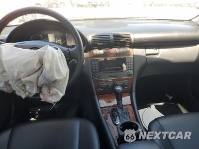 Zdjęcie 8 z 12 samochodu: 2007 MERCEDES-BENZ C 280 VIN:WDBRF54H77F859997 - miniatura