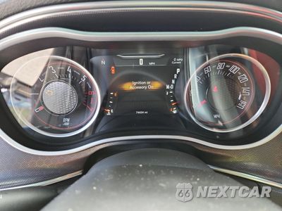 Zdjęcie 9 z 12 samochodu: 2016 DODGE CHALLENGER R/T VIN:2C3CDZBT4GH249053 - miniatura