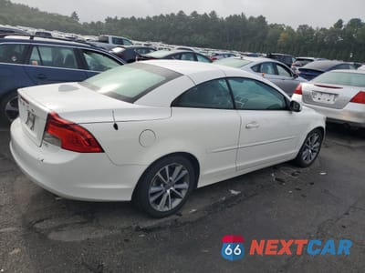 Trzecie zdjęcie samochodu z tyłu: 2011 VOLVO C70 T5 VIN:YV1672MC8BJ108279 - miniatura