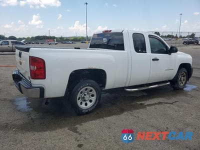 Trzecie zdjęcie samochodu z tyłu: 2011 CHEV SILVERADO C1500 VIN:1GCRCPEX3BZ113601 - miniatura