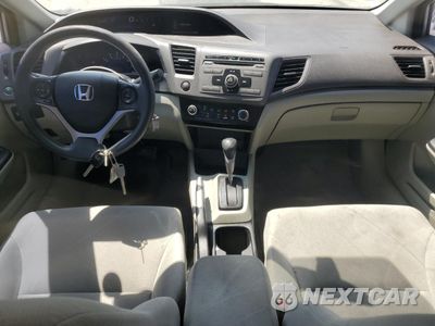 Zdjęcie 8 z 12 samochodu: 2012 HONDA CIVIC LX VIN:2HGFB2F55CH606365 - miniatura