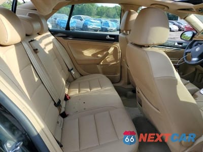 Zdjęcie 10 z 12 samochodu: 2008 VOLKSWAGEN JETTA SE VIN:3VWRM71K48M113394 - miniatura