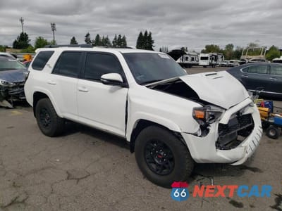 Czwarte zdjęcie samochodu z boku: 2023 TOYOTA 4RUNNER SE VIN:JTERU5JR9P6212274 - miniatura