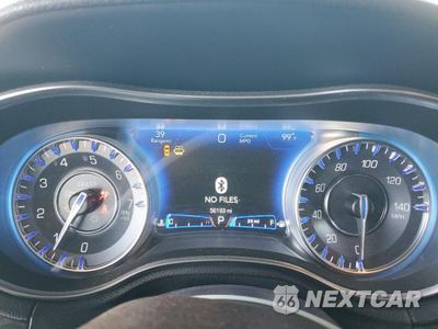 Zdjęcie 9 z 12 samochodu: 2021 CHRYSLER 300 TOURING VIN:2C3CCAAG2MH509177 - miniatura