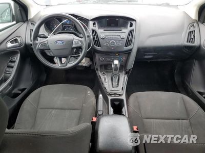 Zdjęcie 8 z 11 samochodu: 2015 FORD FOCUS SE VIN:1FADP3K21FL222606 - miniatura