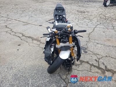 Drugie zdjęcie samochodu z przodu: 2025 SUZUKI GSX-R1000 R VIN:JS1DM11H5S7100311 - miniatura