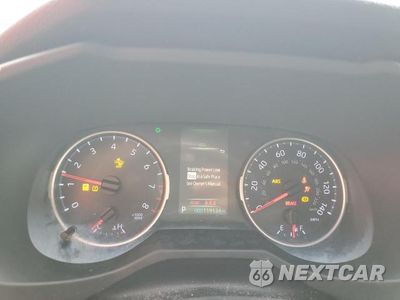 Zdjęcie 9 z 14 samochodu: 2019 TOYOTA RAV4 LE VIN:JTMH1RFV8KD021004 - miniatura