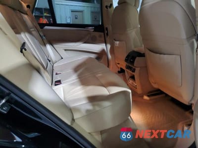 Zdjęcie 11 z 14 samochodu: 2012 BMW X5 XDRIVE35I VIN:5UXZV4C52CL746622 - miniatura