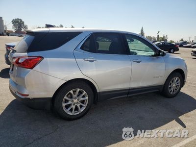 Trzecie zdjęcie samochodu z tyłu: 2020 CHEVROLET EQUINOX LT VIN:3GNAXJEV9LS551820 - miniatura