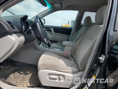 Zdjęcie 7 z 14 samochodu: 2013 TOYOTA HIGHLANDER BASE VIN:5TDBK3EH7DS239843 - miniatura