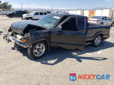 2003 CHEVROLET S TRUCK S10 1GCCS19X938196541 - główne zdjęcie licytacji z USA - miniatura