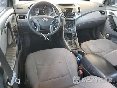 Zdjęcie 8 z 12 samochodu: 2016 HYUNDAI ELANTRA SE VIN:KMHDH4AE8GU575750 - miniatura