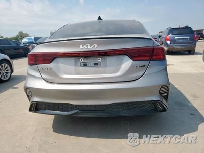 Zdjęcie 6 z 13 samochodu: 2023 KIA FORTE GT LINE VIN:3KPF54ADXPE539151 - miniatura
