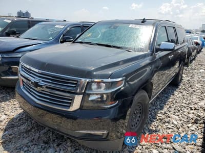 2018 CHEVROLET SUBURBAN K1500 PREMIER 4WD 1GNSKJKC8JR189906 - główne zdjęcie licytacji z USA - miniatura