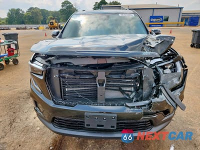 Piąte zdjęcie samochodu w środku: 2025 GMC ACADIA ELEVATION VIN:1GKENKRS2SJ276480 - miniatura