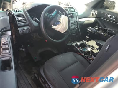 Zdjęcie 8 z 14 samochodu: 2017 FORD EXPLORER POLICE INTERCEPTOR VIN:1FM5K8AR0HGE13563 - miniatura