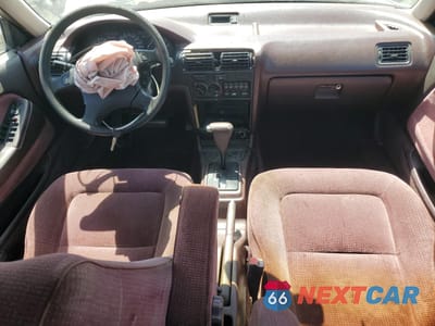 Zdjęcie 8 z 13 samochodu: 1992 HONDA ACCORD EX VIN:JHMCB7679NC047536 - miniatura