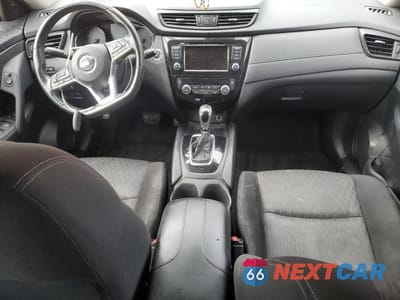 Zdjęcie 8 z 14 samochodu: 2019 NISSAN ROGUE S VIN:JN8AT2MV2KW374353 - miniatura